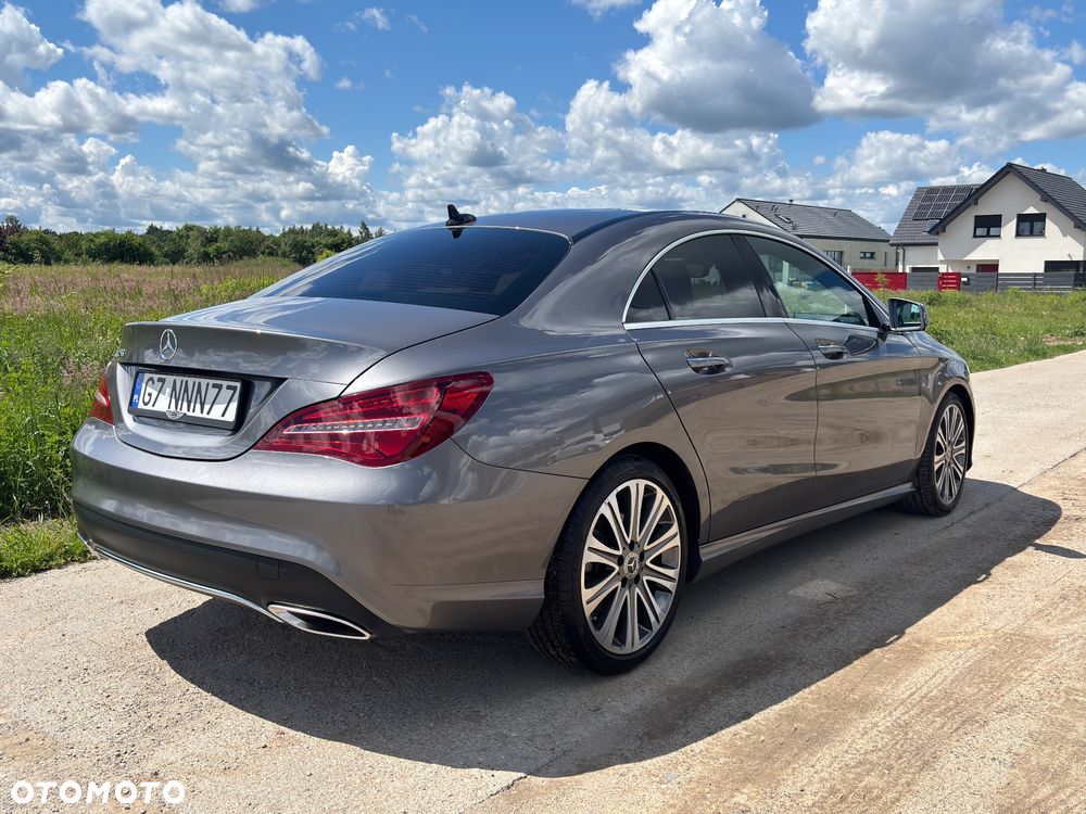 Mercedes-Benz CLA 250 7G-DCT UrbanStyle Edition - 3