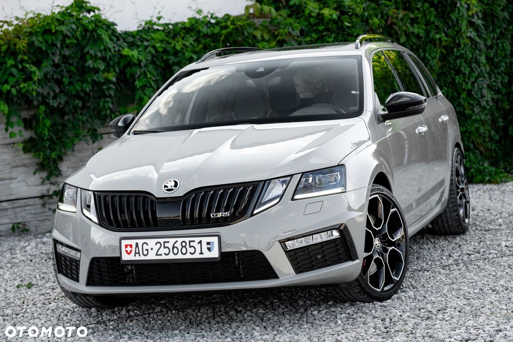 Skoda Octavia 2.0 TSI RS - 7