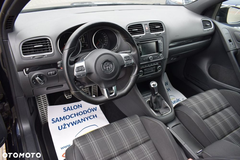 Volkswagen Golf - 15