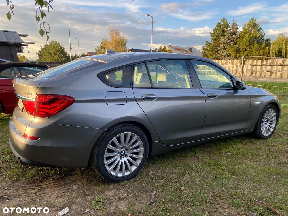 BMW 5GT - 3