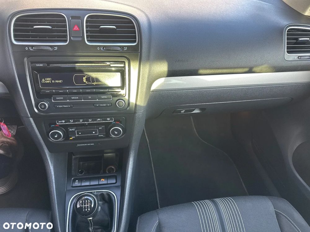 Volkswagen Golf 1.2 TSI BMT Trendline - 22