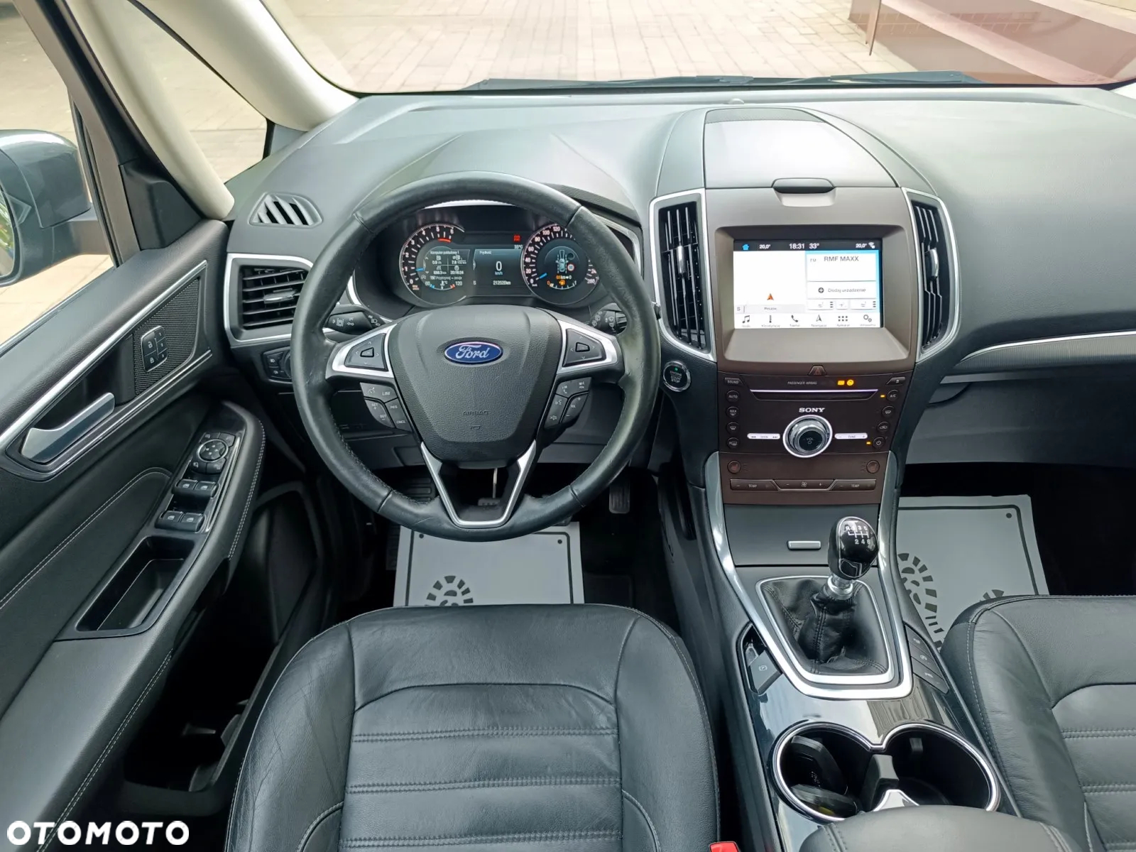 Ford Galaxy 2.0 TDCi Titanium - 23