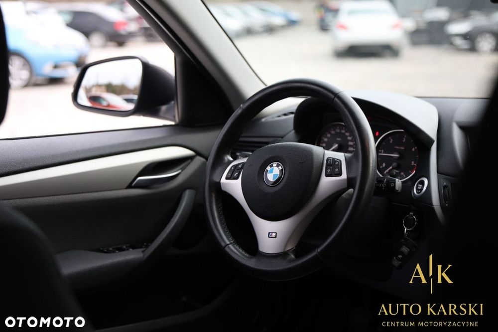 BMW X1 xDrive18d Sport Line - 36