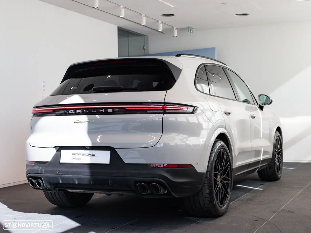 Porsche Cayenne E-Hybrid - 10