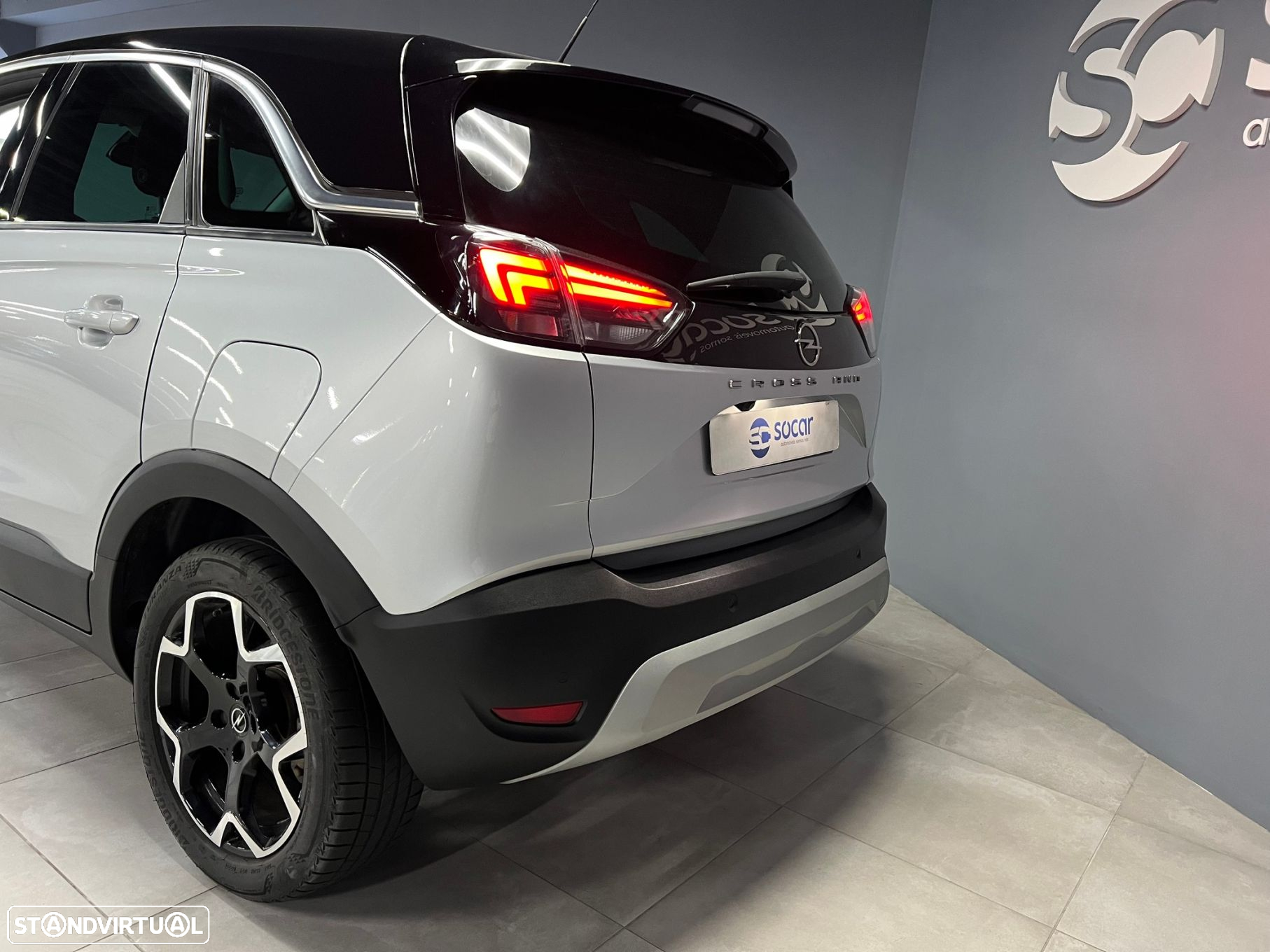 Opel Crossland 1.2 T Design & Tech - 7