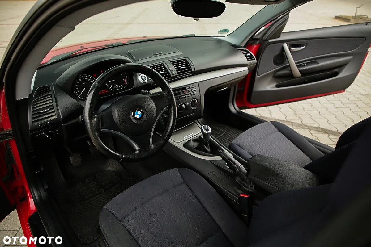 BMW Seria 1 - 15