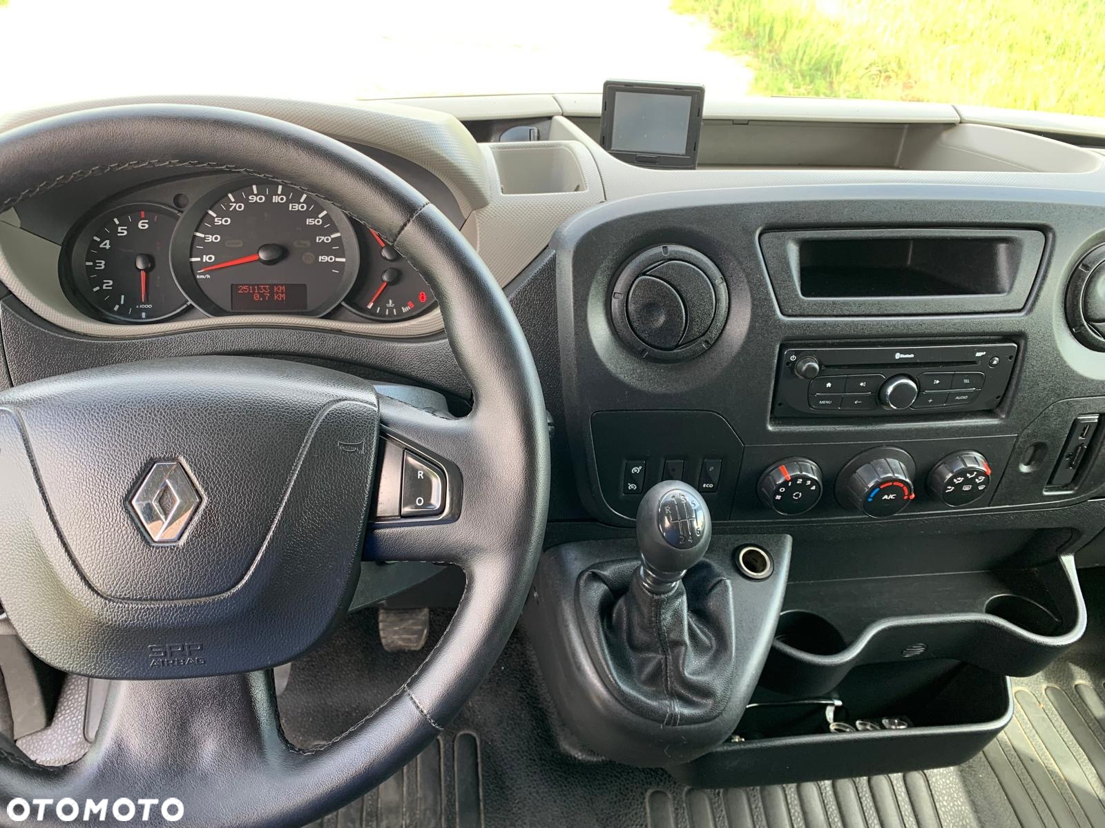 Renault Master - 21