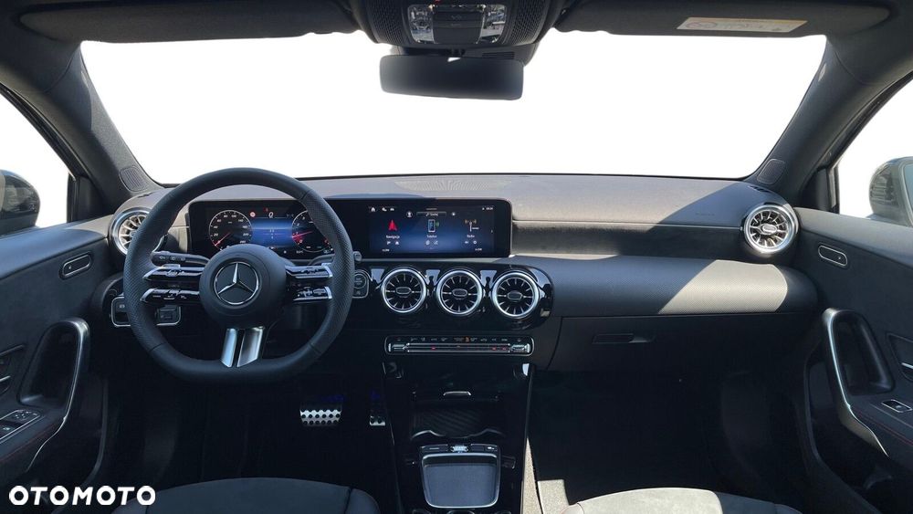 Mercedes-Benz Klasa A 200 AMG Line 7G-DCT - 8