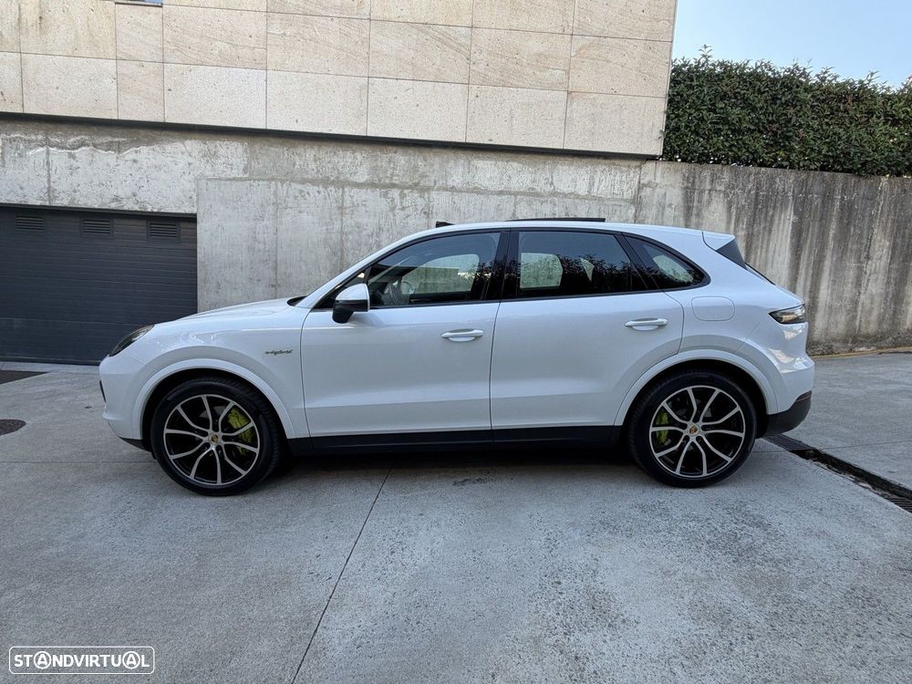Porsche Cayenne E-Hybrid Platinum Edition - 4