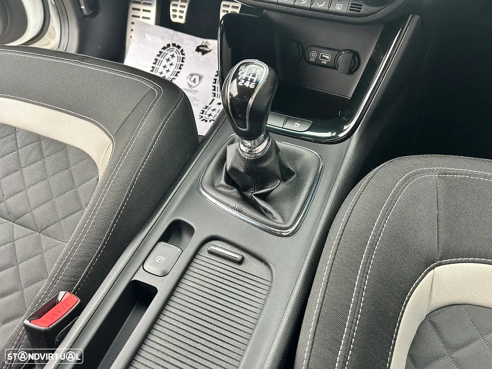Kia Ceed S Coupé 1.6 CRDi GT Line - 21