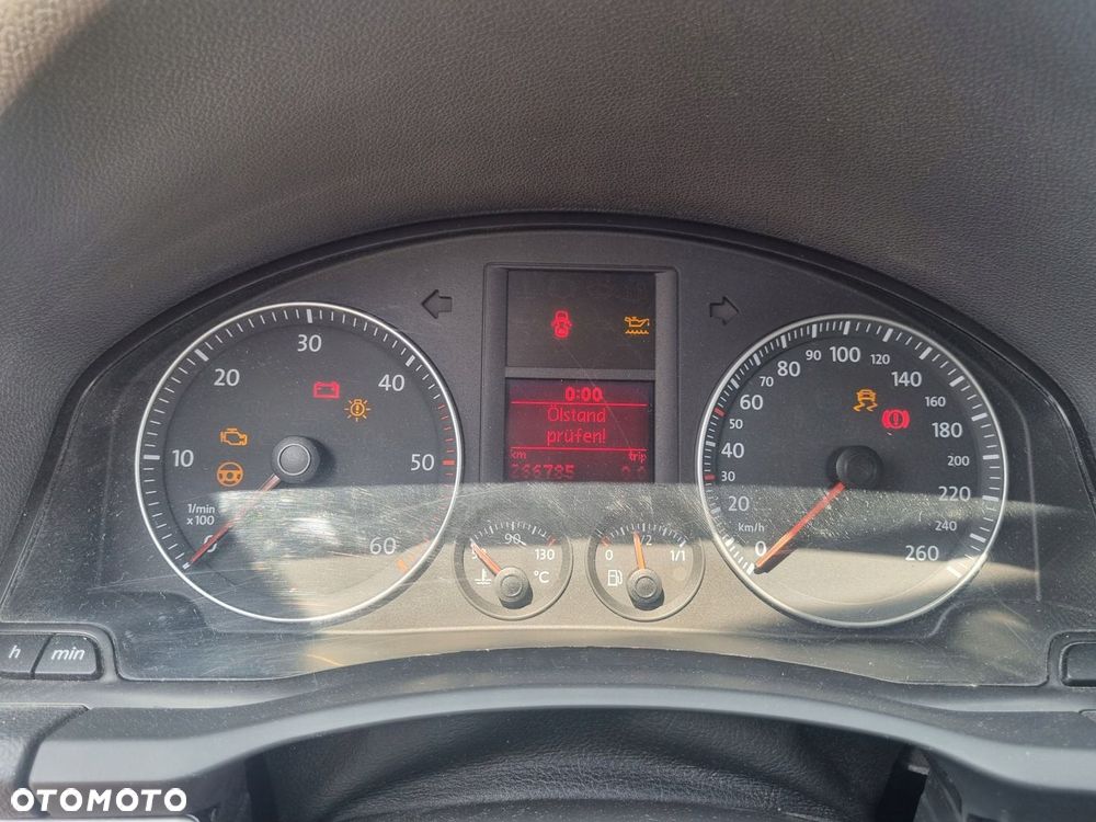 VOLKSWAGEN GOLF V 03-09 2004 r. SILNIK 1,9 TDI 66 kW 90 KM BRU EU - 4