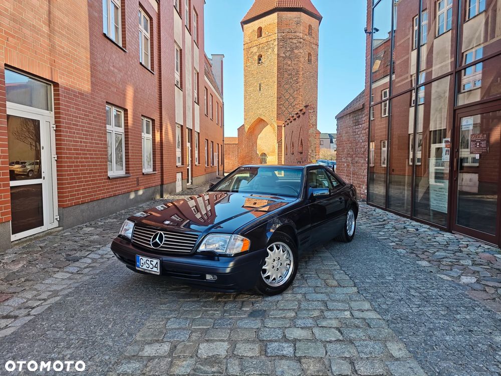 Mercedes-Benz SL - 1