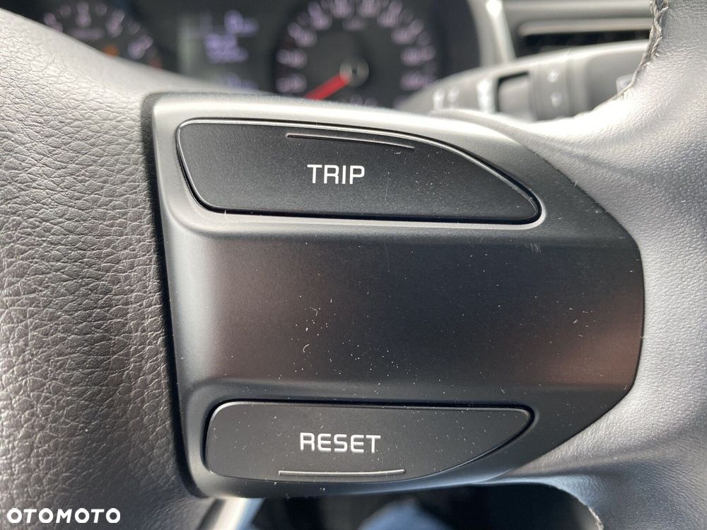 Kia Rio - 21