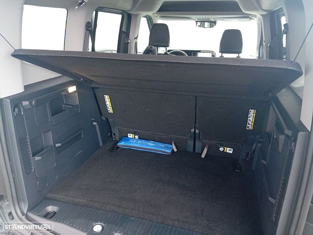 Ford Tourneo Courier 1.0 EcoBoost Titanium DCT - 14