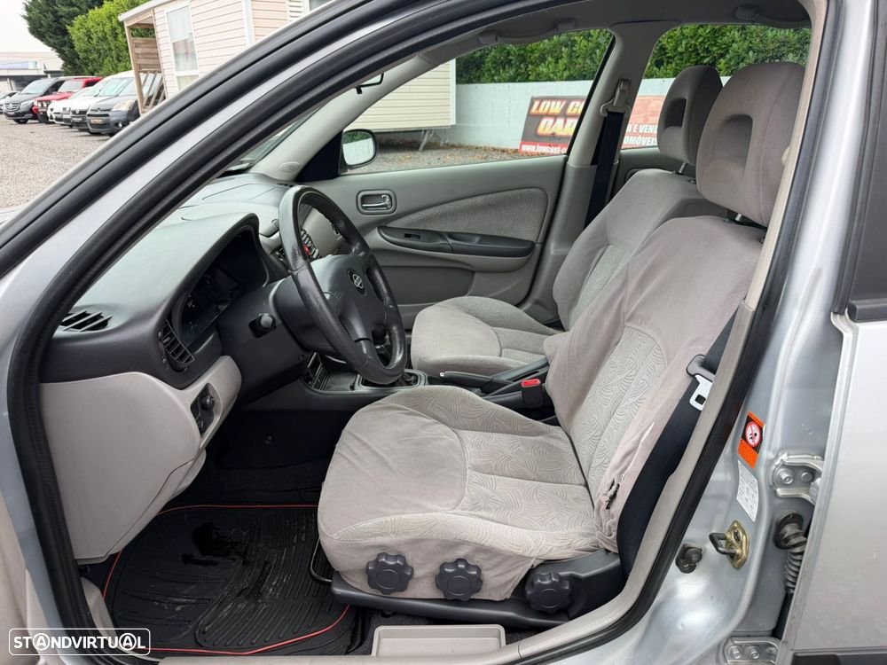 Nissan Almera 1.5 Sport - 6