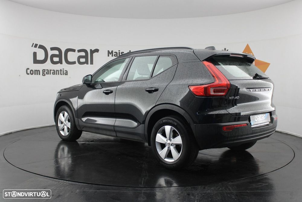 Volvo XC 40 2.0 D3 - 6