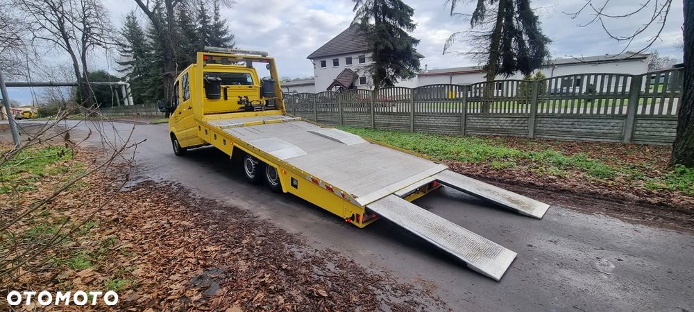 Mercedes-Benz Sprinter - 9