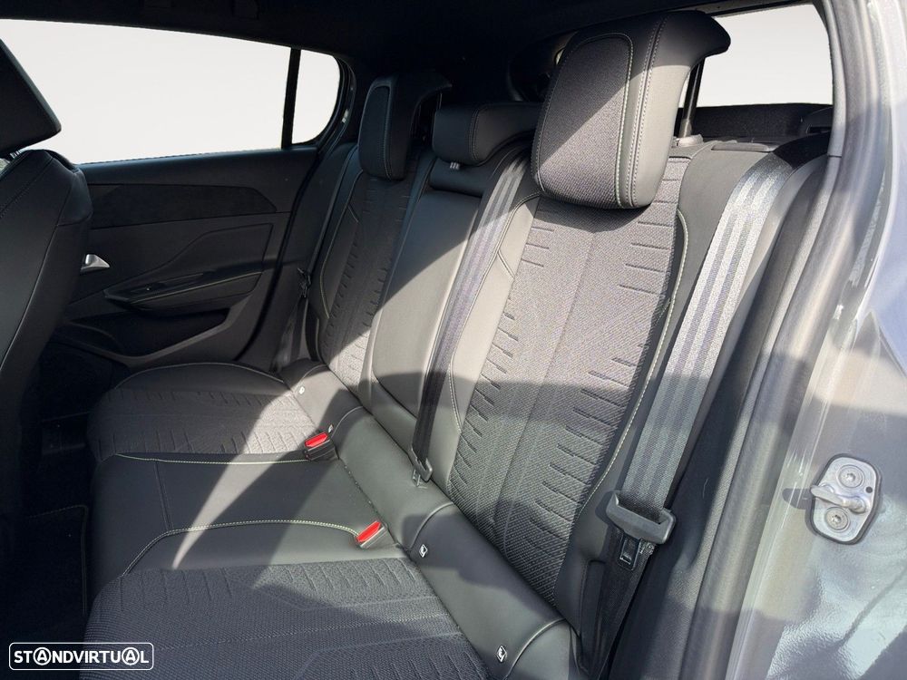 Peugeot 308 1.2 Hybrid GT e-DCS6 - 14