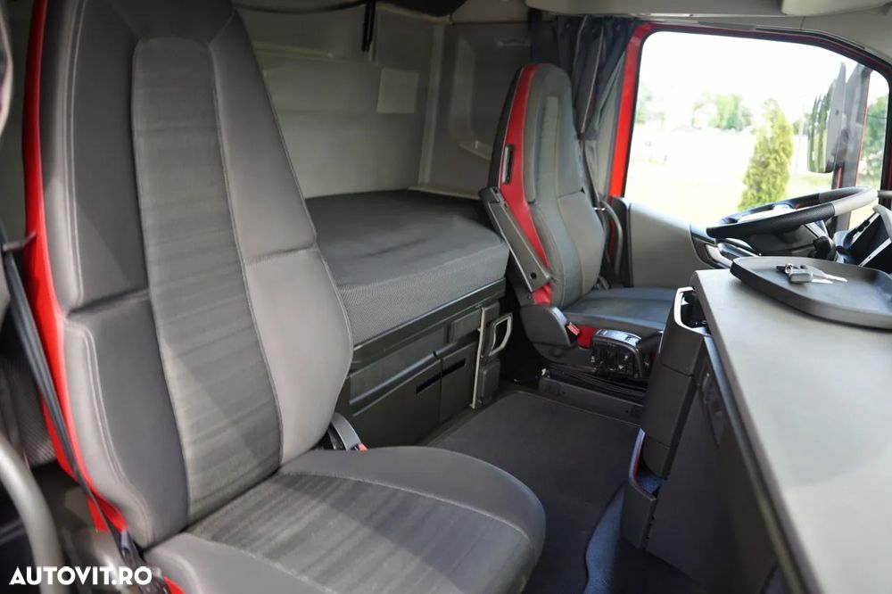 Volvo FH 460 / 7.4 M CORTINĂ / I-SAVE / I-PARK COOL / PUNTE RIDICATĂ / DIRECȚIE / CORTINĂ RANFORSATĂ - 35