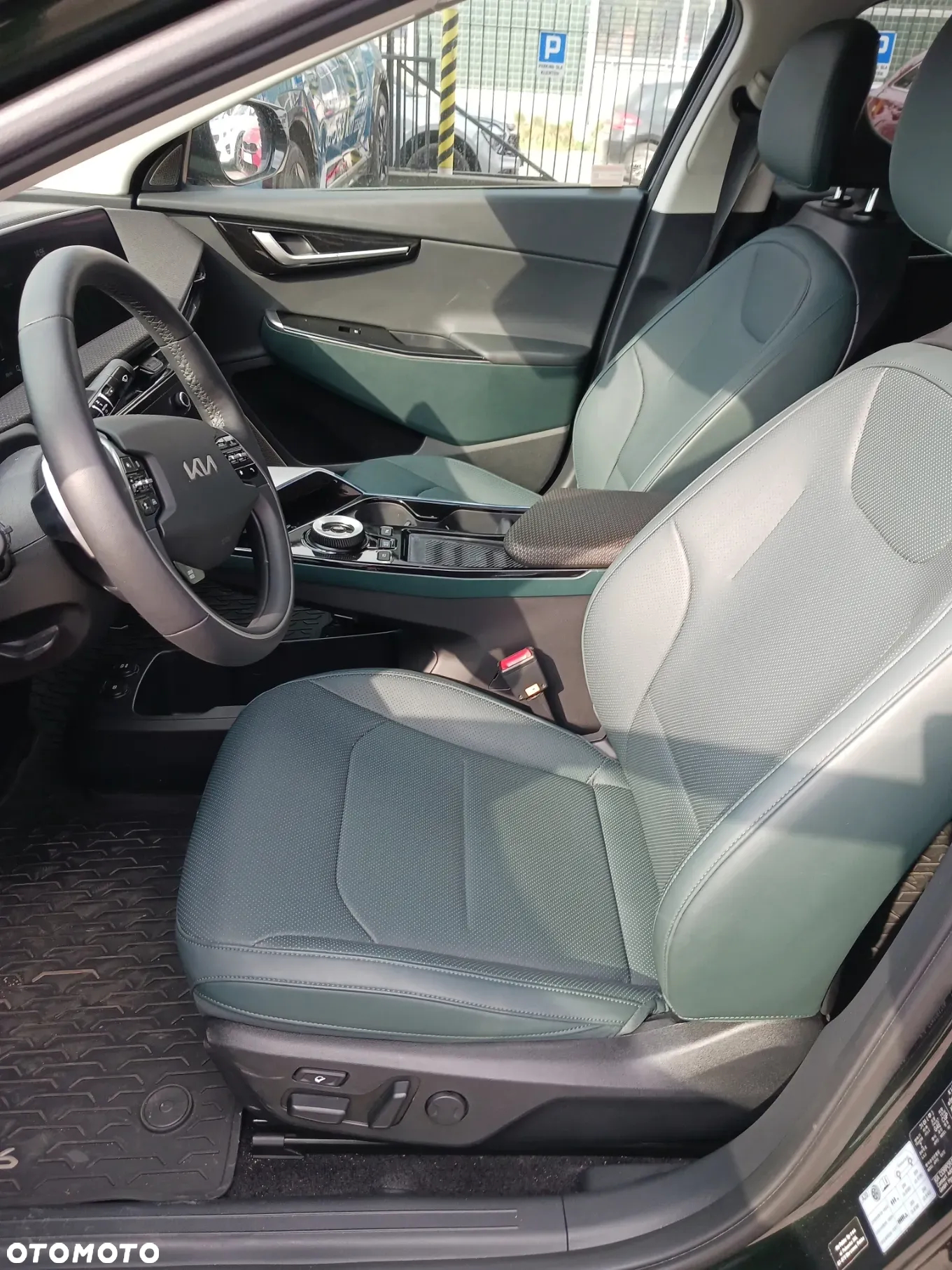 Kia EV6 77.4kWh Plus AWD - 8