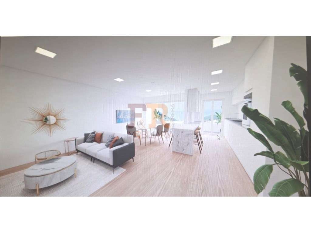 LUXO! Apartamento T2 com Parqueamento Sesimbra - Grande imagem: 3/14