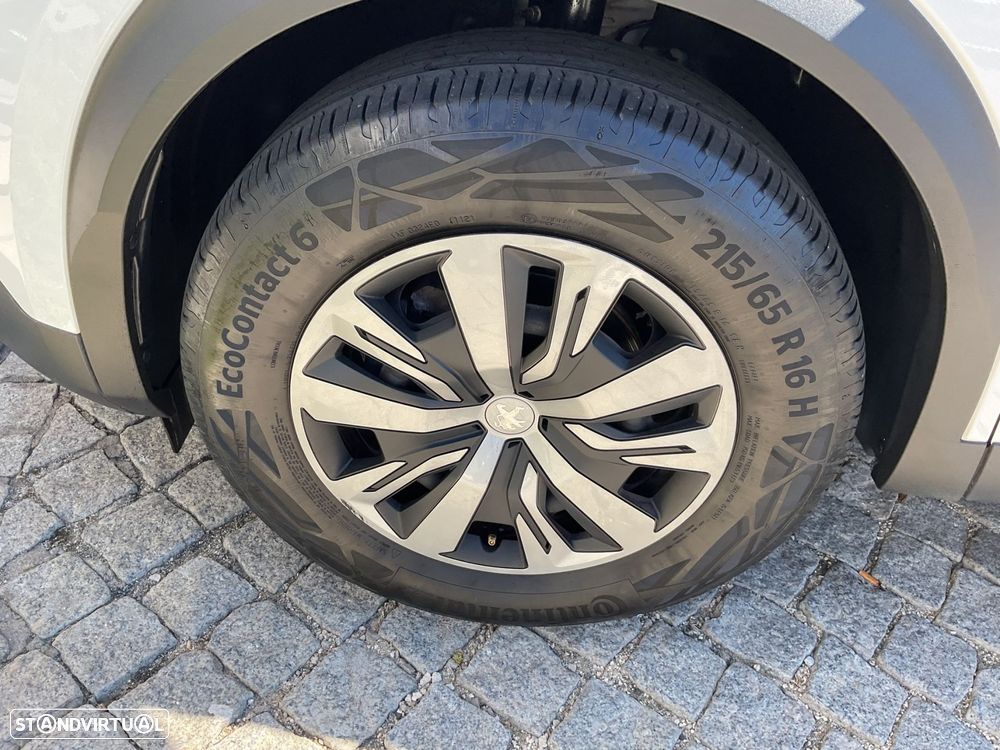 Peugeot 2008 1.2 PureTech Active - 14