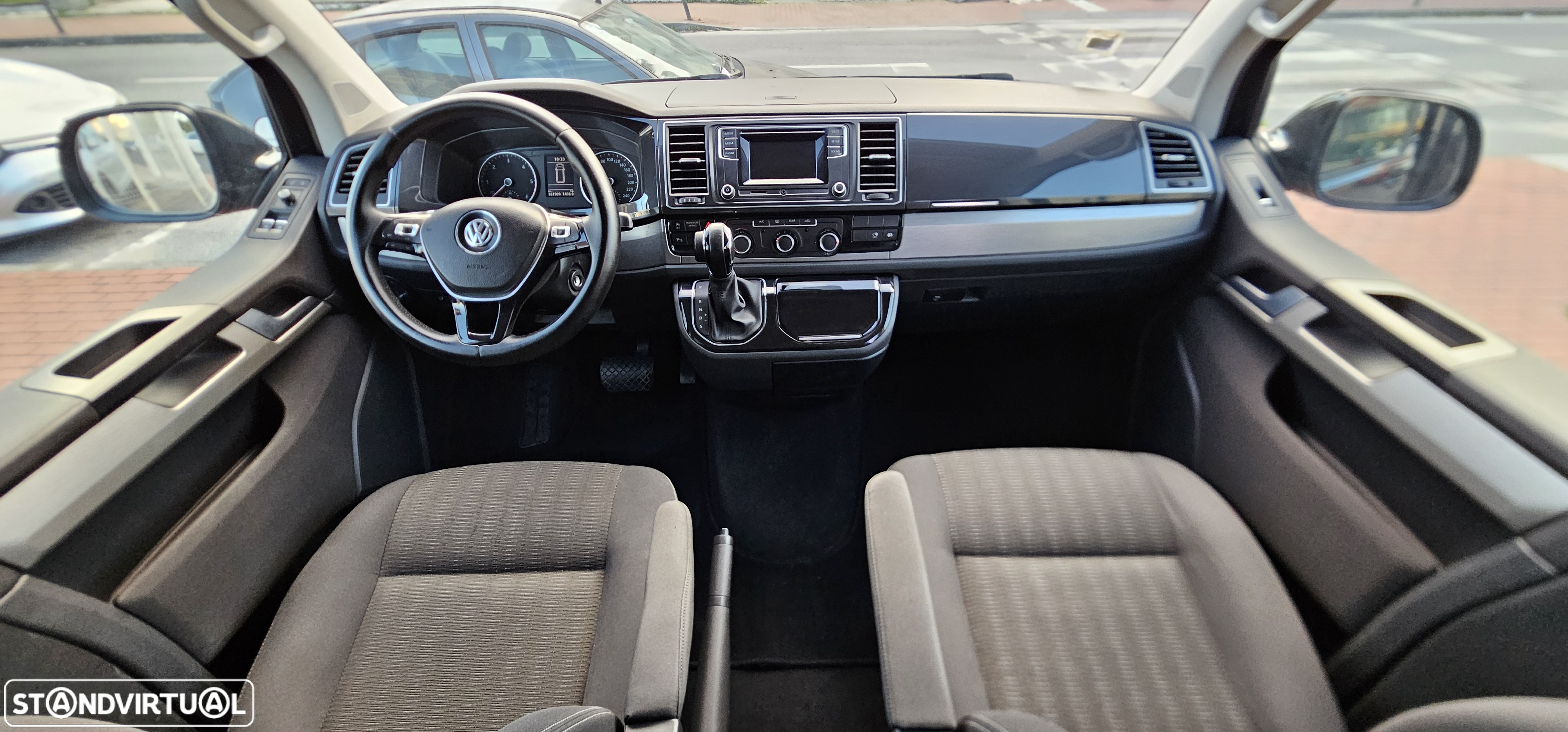 VW Multivan 2.0 TDi BM Longa Comfortline DSG - 5