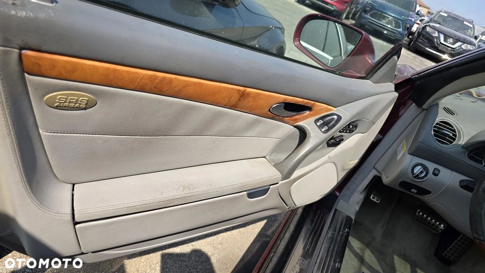 Mercedes-Benz SL - 8