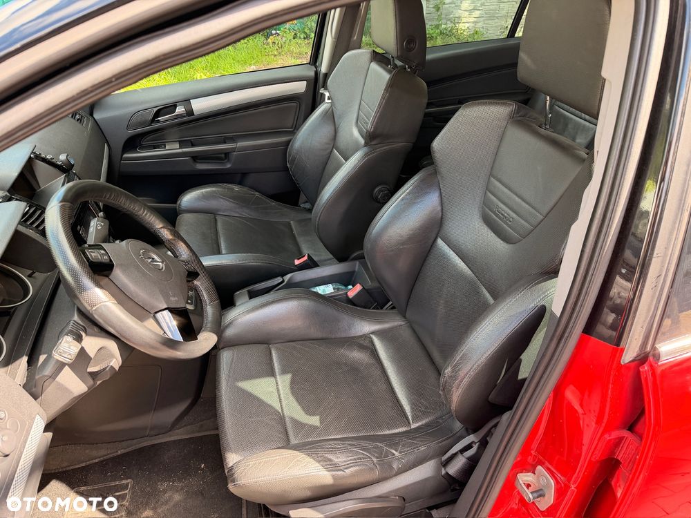 Opel Zafira - 16