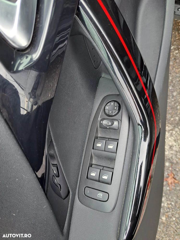 Peugeot 2008 PureTech 130 Stop&Start GT-Line Edition - 19