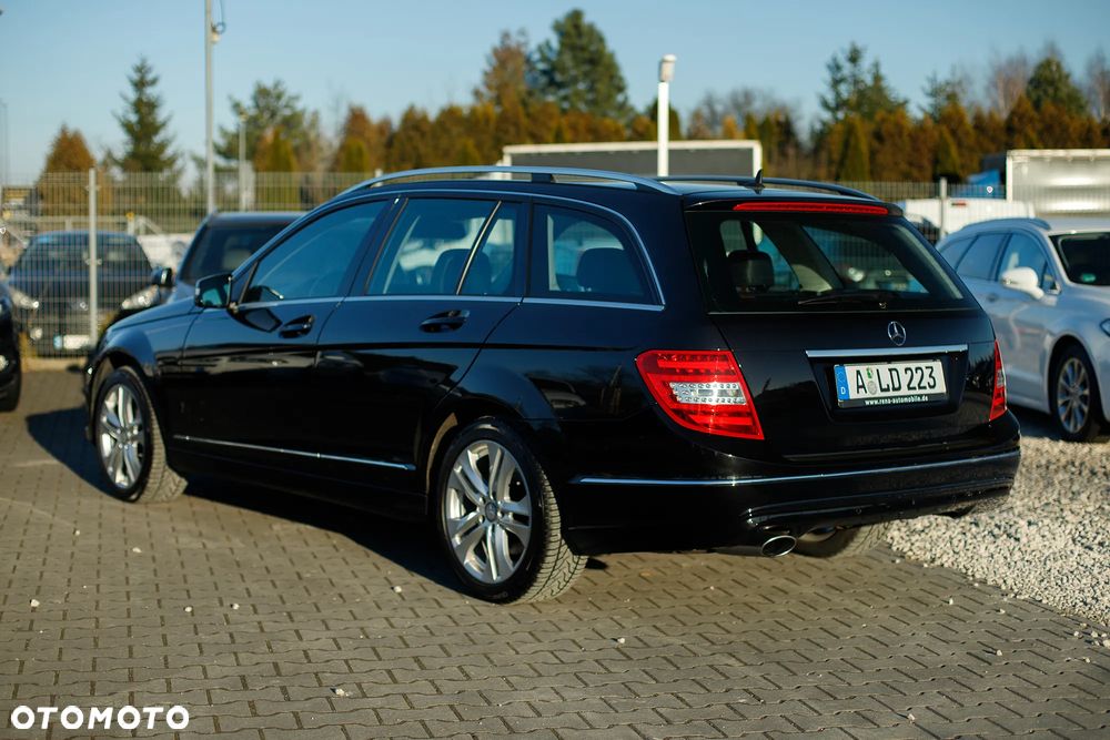 Mercedes-Benz Klasa C 200 (BlueEFFICIENCY) 7G-TRONIC Avantgarde - 11