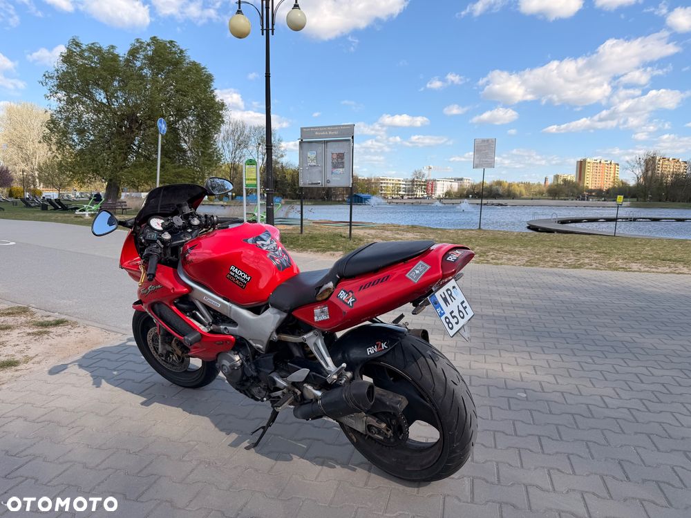 Honda VTR - 4
