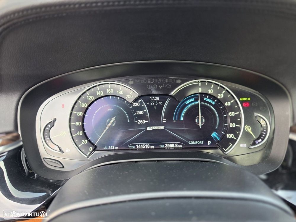 BMW 530 e iPerformance Line Luxury - 16