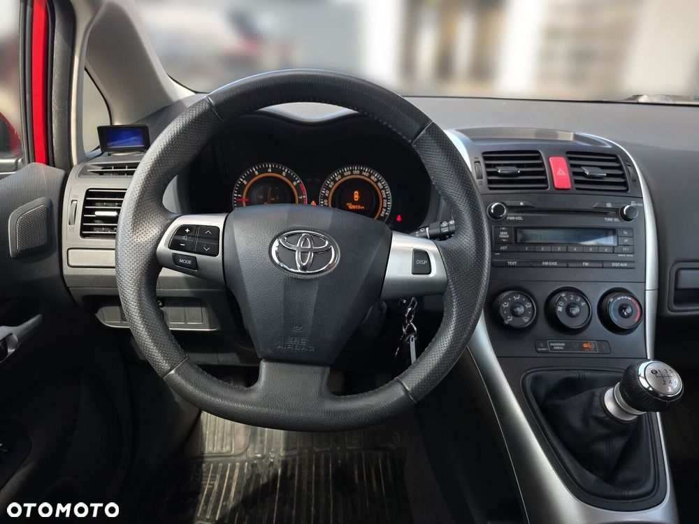Toyota Auris 1.33 VVT-i Classic - 12