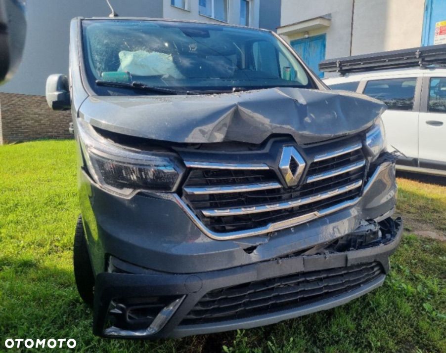 Renault Trafic - 2