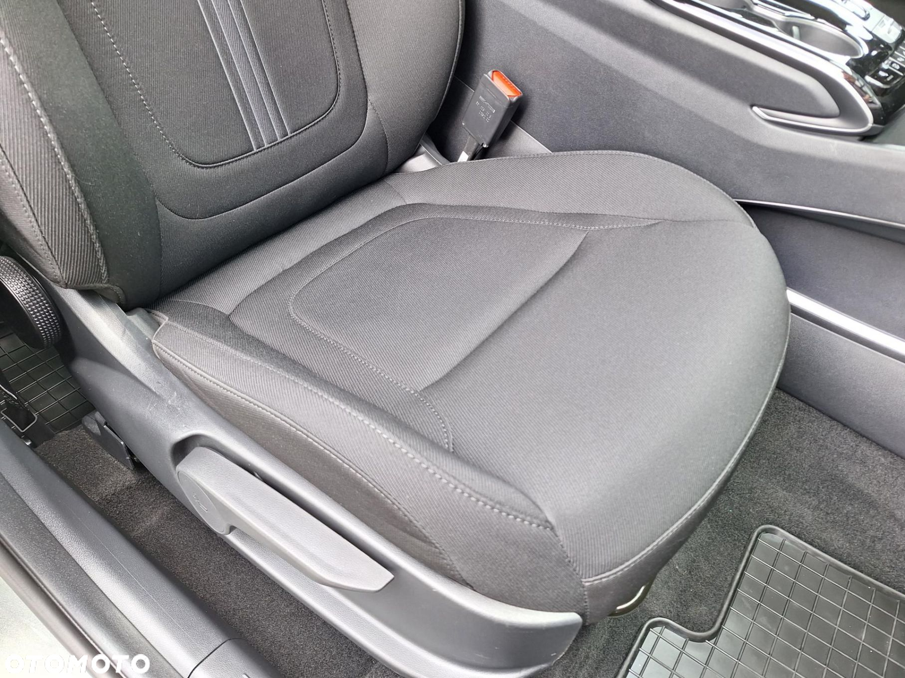 Hyundai Tucson 1.6 T-GDi HEV Executive 2WD - 13