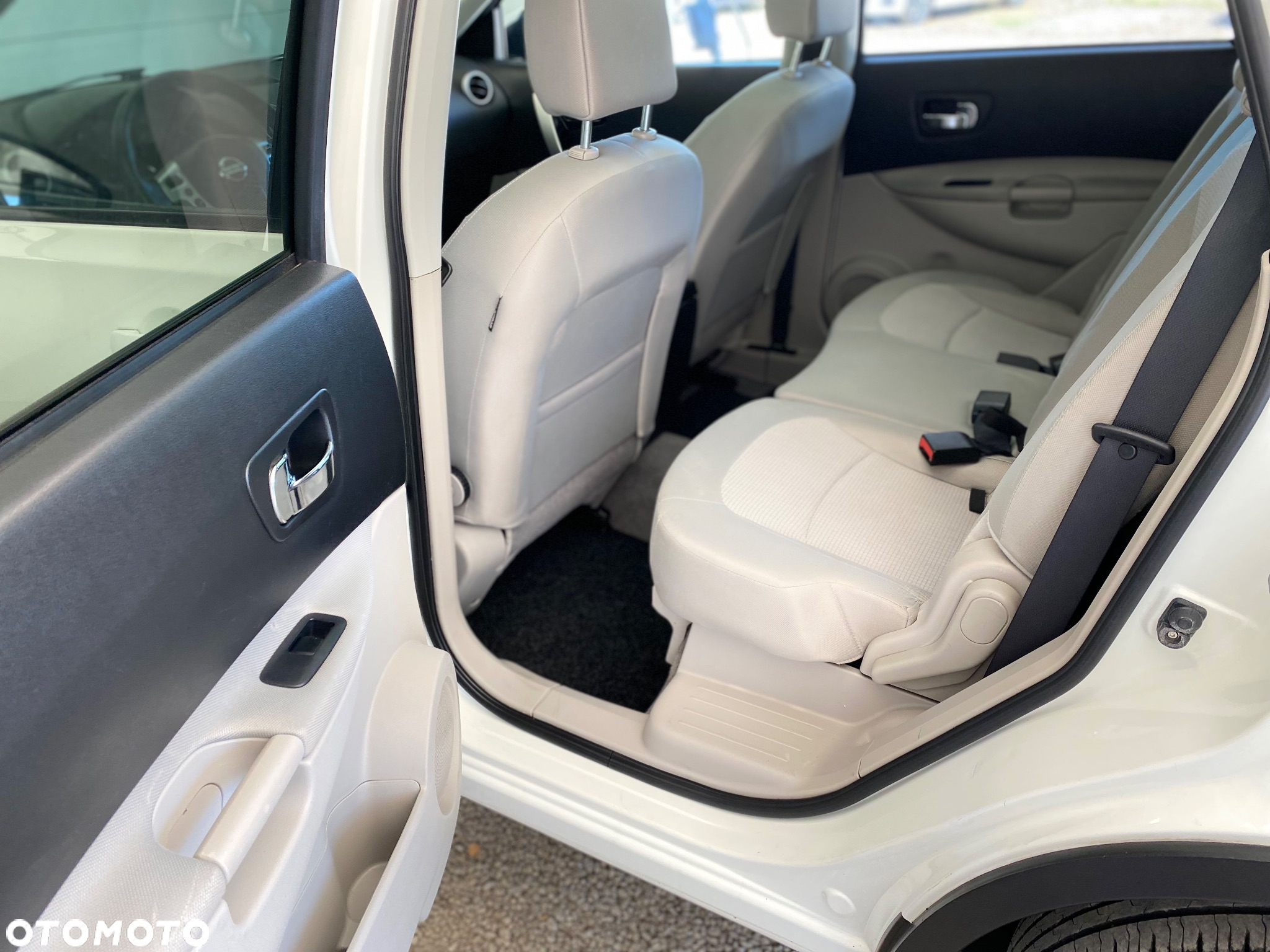 Nissan Qashqai 1.6 dCi 4x4 Tekna - 17