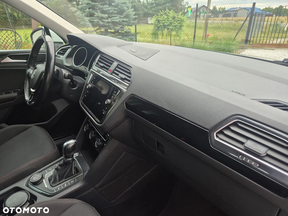 Volkswagen Tiguan 2.0 TDI SCR 4MOTION (BlueMotion Techn.) DSG Sound - 30