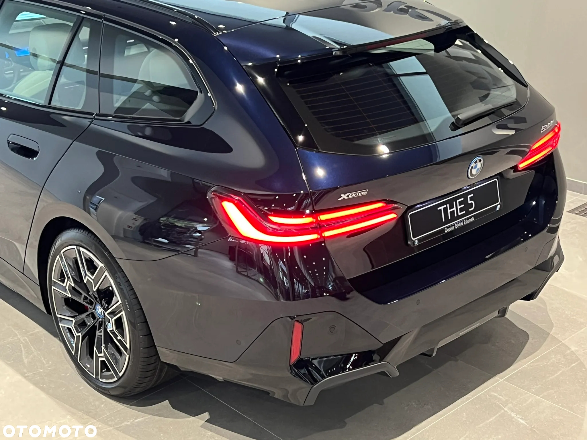 BMW Seria 5 530e xDrive PHEV M Sport - 12