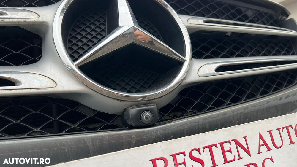 Mercedes-Benz GLC - 30