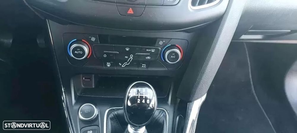 Ford Focus SW 1.5 TDCi Titanium - 13