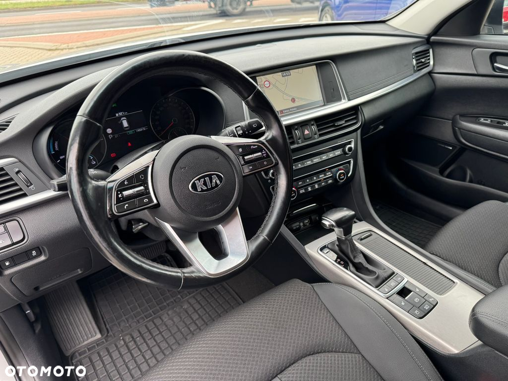 Kia Optima Plug-in Hybrid - 11