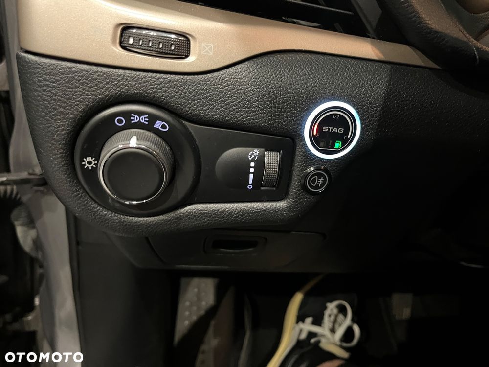 Jeep Cherokee 3.2 V6 Pentastar Active Drive Lock Autom Trailhawk - 18