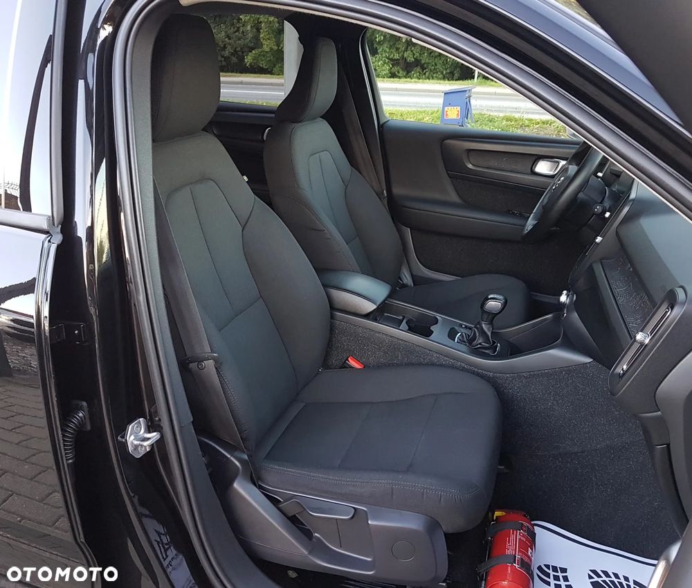 Volvo XC 40 D3 Momentum - 13
