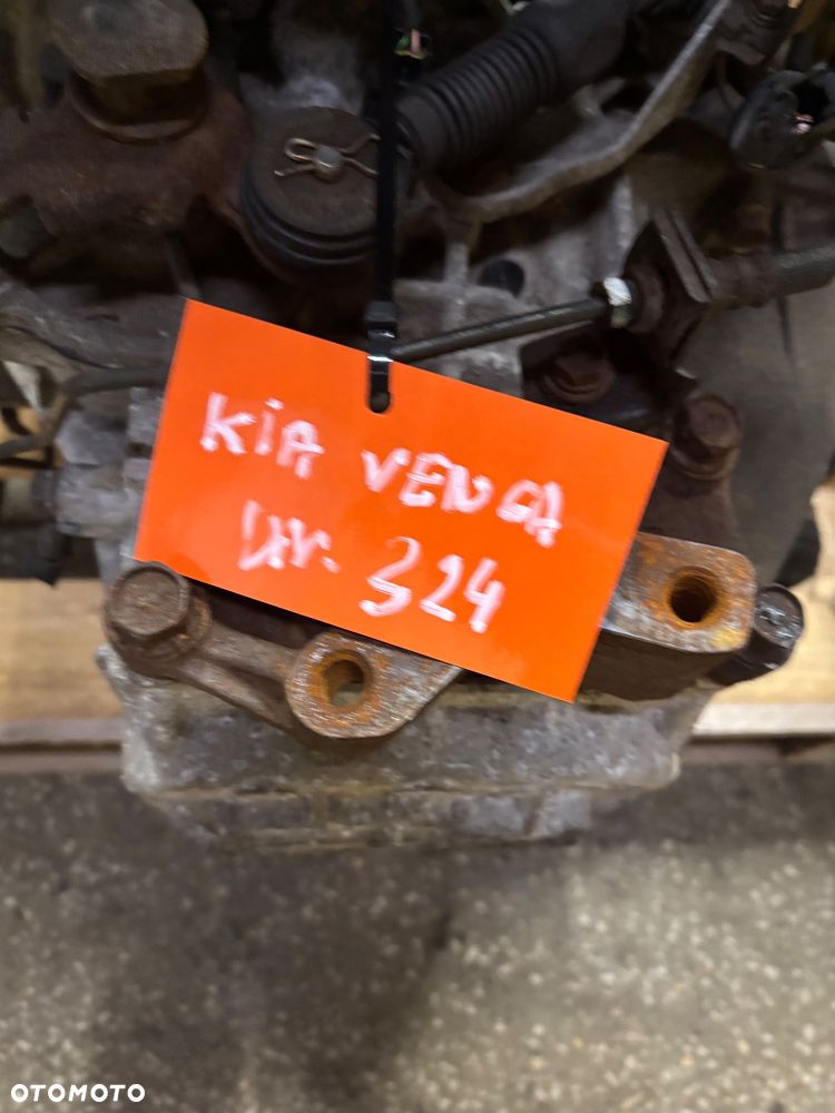 Skrzynia Manualna Kia Ceed Venga Hyundai i40 1.4 1.7 crdi M56CF3-1 2011 43111-32300 d4fc nr 324 - 2