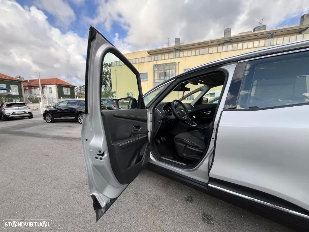 Renault Grand Scénic 1.5 dCi Intens Hybrid Assist SS - 23