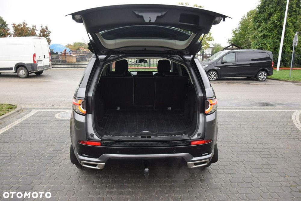 Land Rover Discovery Sport D150 R-Dynamic - 16