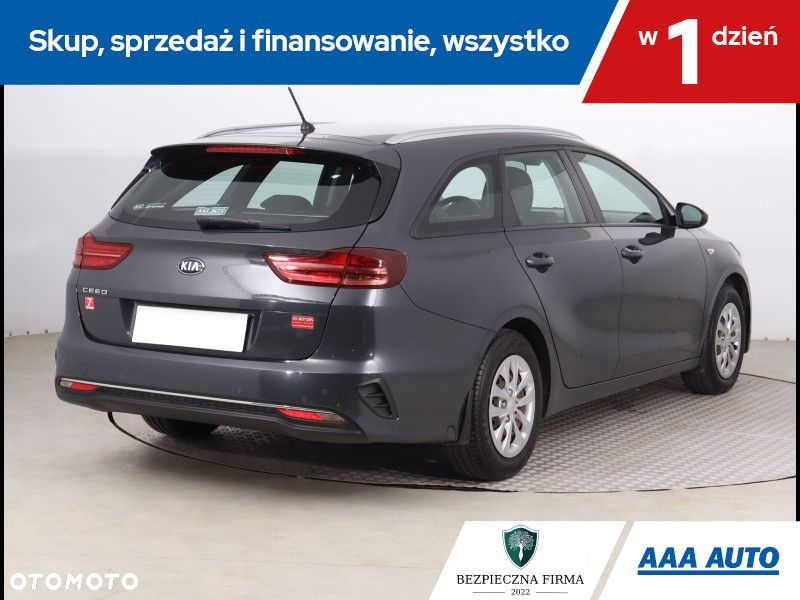 Kia Ceed - 6