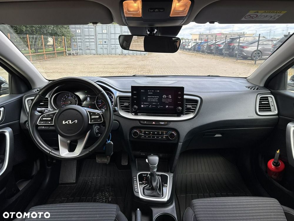 Kia Ceed 1.5 T-GDI Business Line DCT - 13