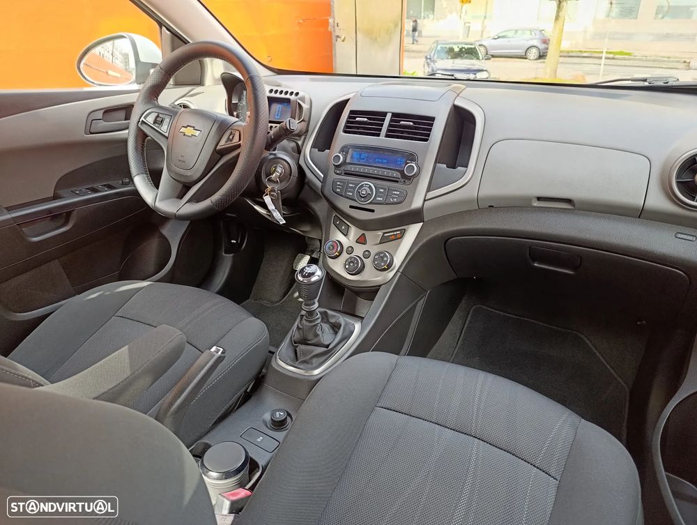 Chevrolet Aveo 1.2 LTZ - 5